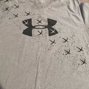 Good condition XL under armour shirt